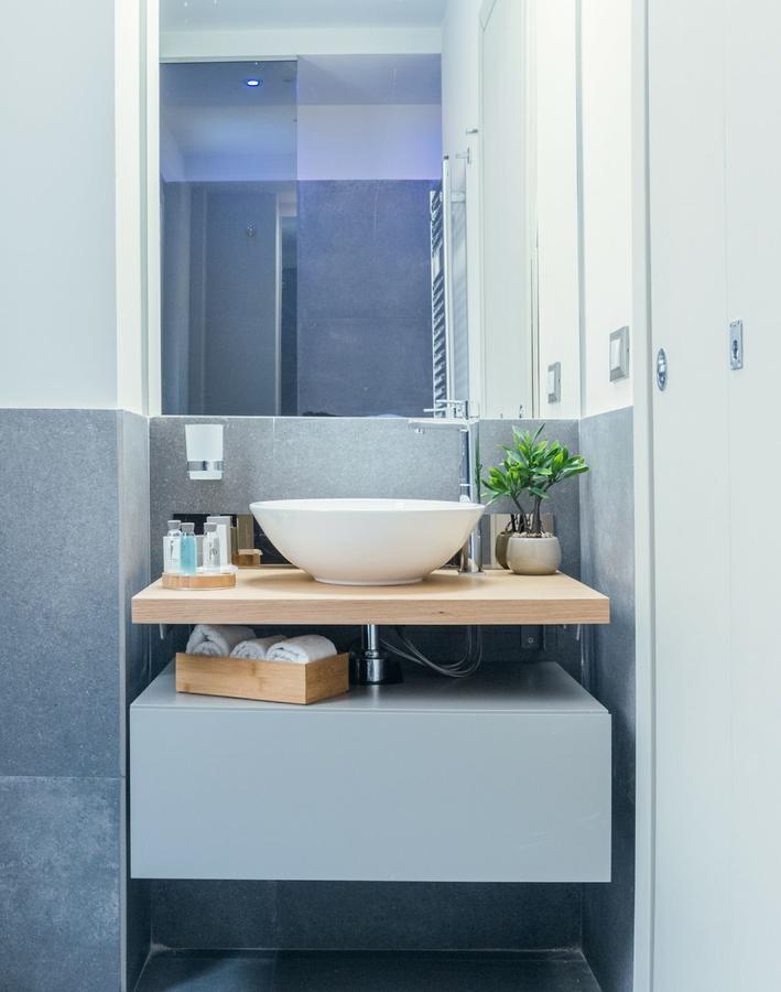 Al Qasr- Design And Luxury Apartment パレルモ エクステリア 写真